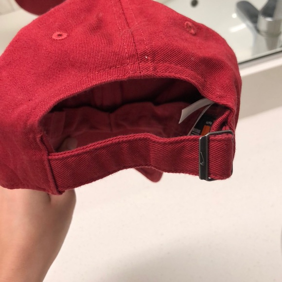 Nike FCB hat - Picture 3 of 4